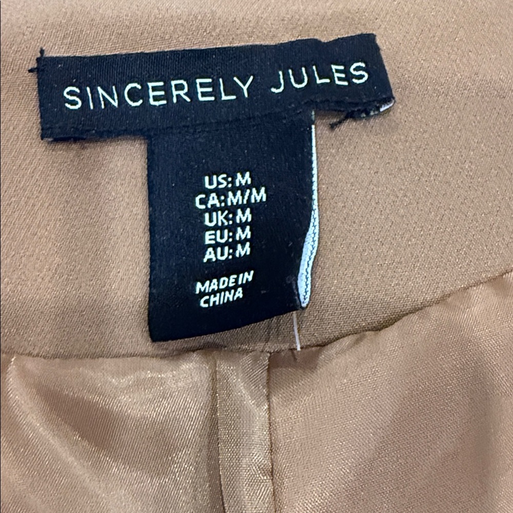 Sincerely Jules bundle Camel Vest and black gold Bodysuit - Picture 3 of 9